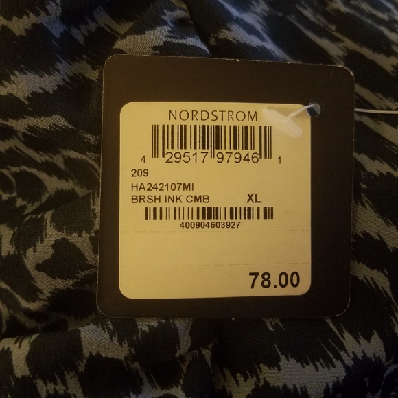 Halogen Black & Grey 100% Silk Leopard Blouse - Picture 5 of 6